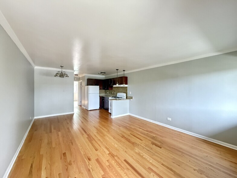 Building Photo - 8500 Waukegan Rd