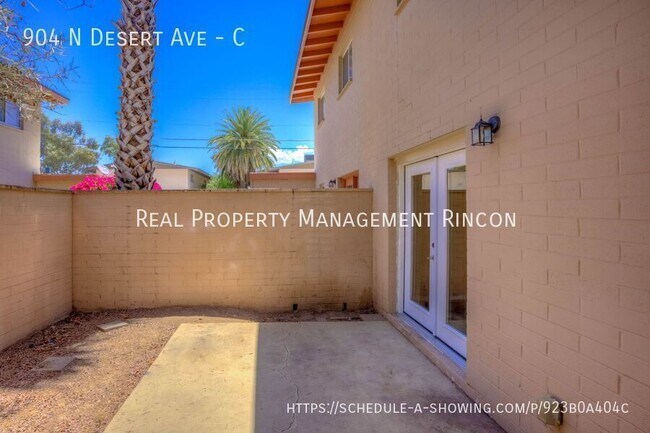 Building Photo - 904 N Desert Ave