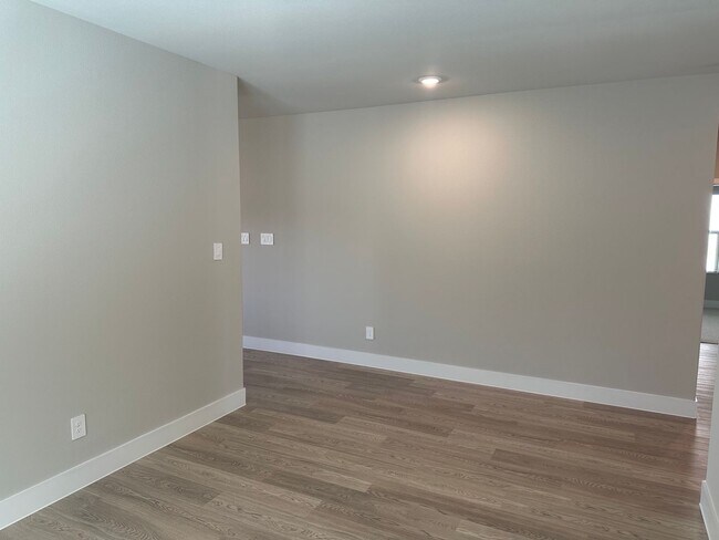 Building Photo - 1410 Old Stead Dr