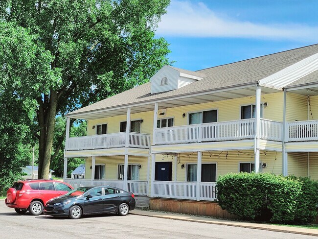 Building Photo - 18041 Bulla Rd