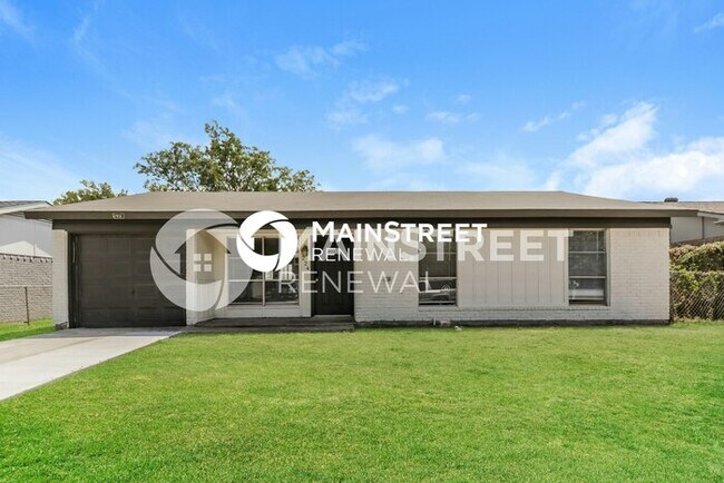 Primary Photo - 3 Bedroom Pet-Friendly Home in Mesquite, T...