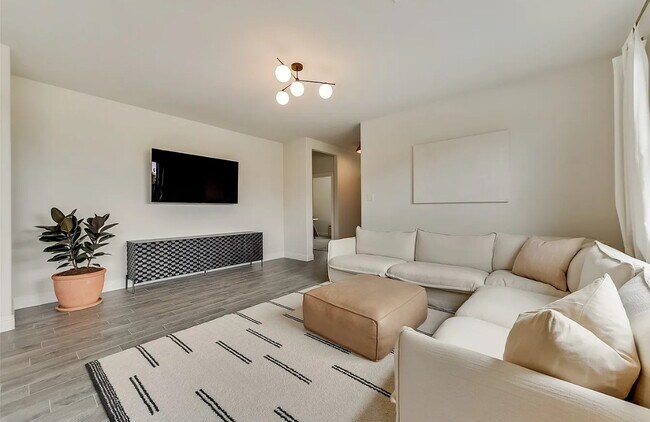 Building Photo - 1236 Sagefield Way
