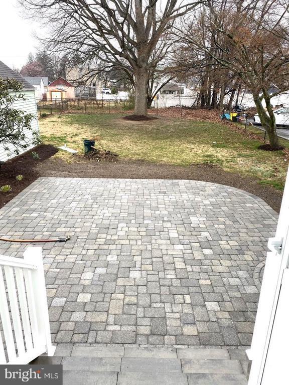 Building Photo - 864 Whitehorse Mercerville Rd