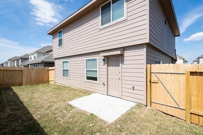 Building Photo - 18623 Parma Creek Trail