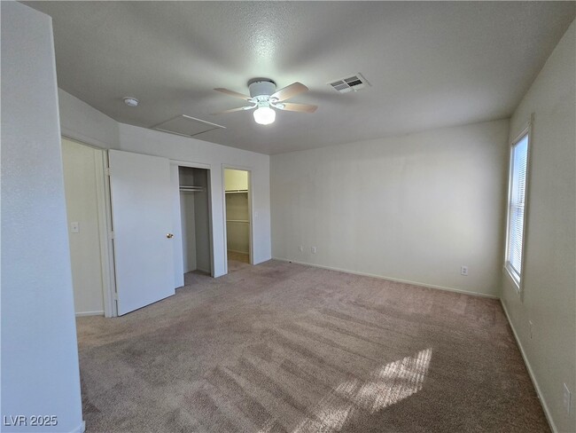 Building Photo - 9617 Pine River Ln