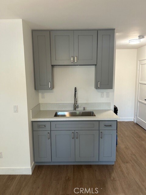Building Photo - 4568 Edgewood Pl
