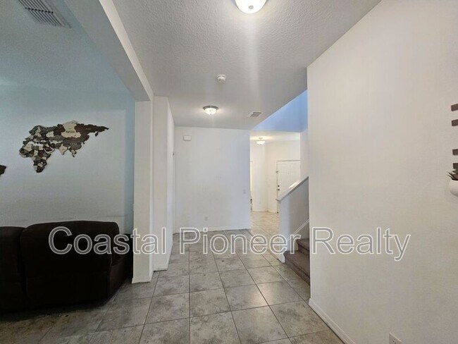 Building Photo - 16073 Sonoma Grv Cir