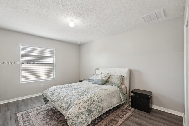 Building Photo - 508 Glenn Cross Dr