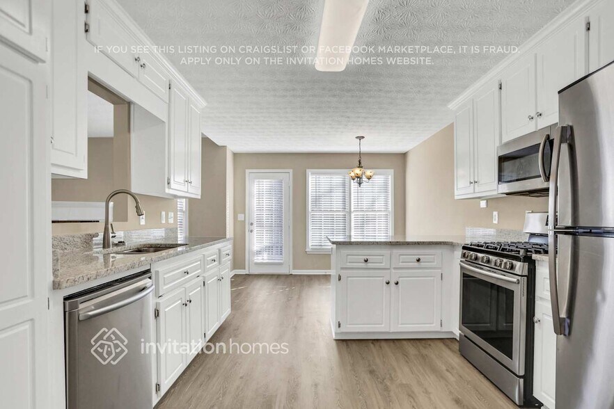 Building Photo - 222 Sable Trace Dr