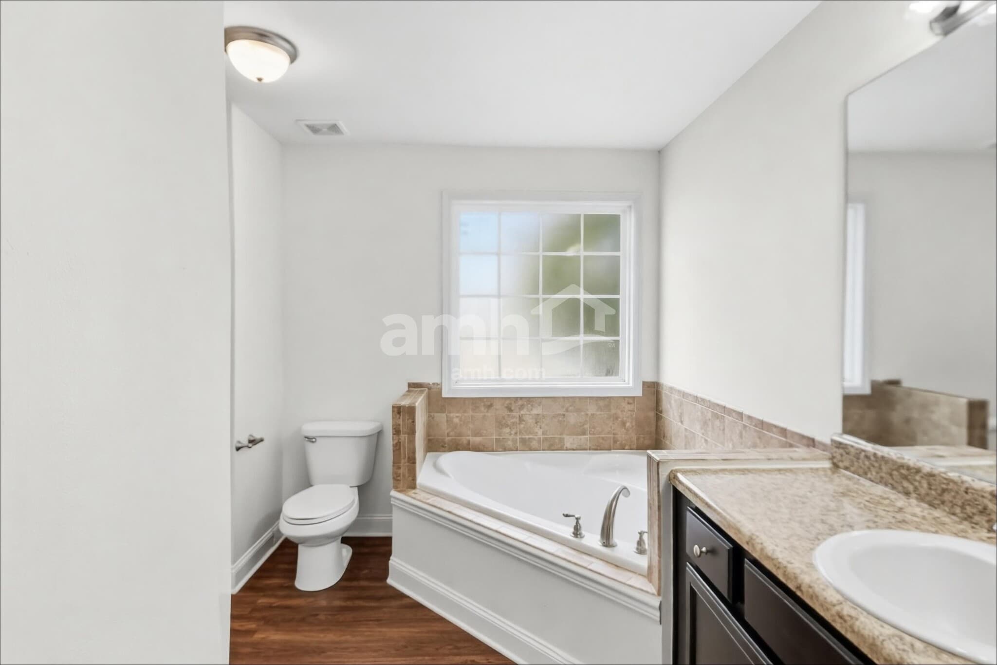 Building Photo - 1706 Antebellum Dr