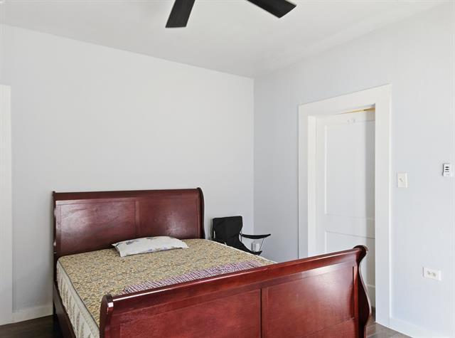 Building Photo - 823 S Beacon St