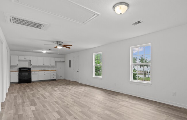 Building Photo - 99 Brownwood Dr