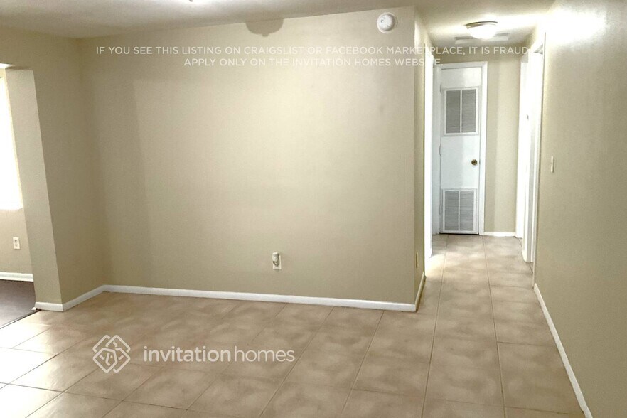 Building Photo - 6419 Willow Wood Ct