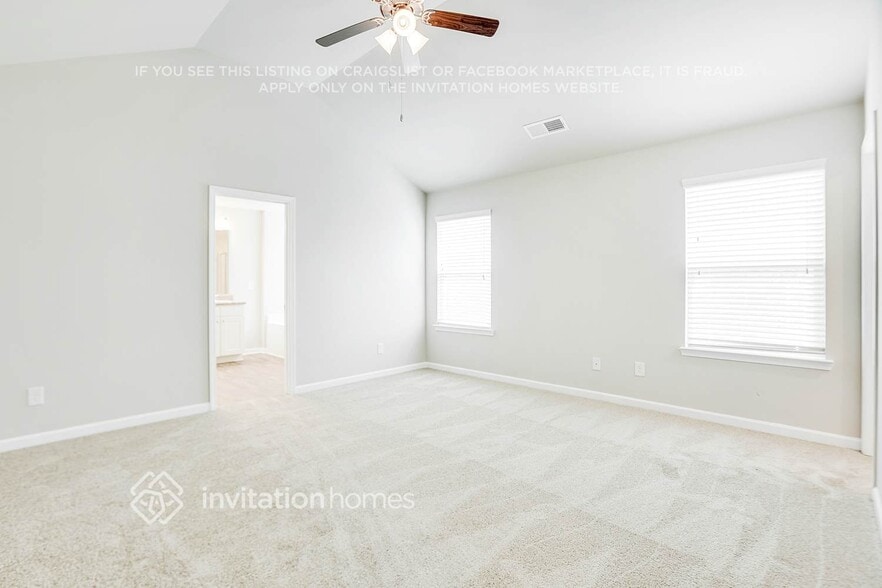 Building Photo - 173 Parkview Pl Dr
