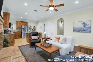 Building Photo - 548 Winding View