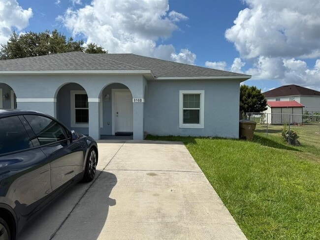 Building Photo - 816 Abbeville Ct