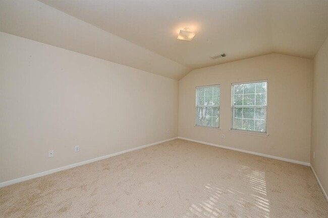 Building Photo - 4831 Plum Forest Rd
