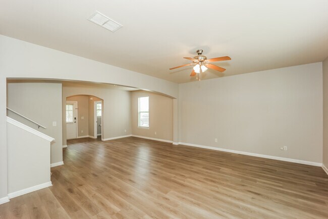 Building Photo - 263 Bandelier Cir
