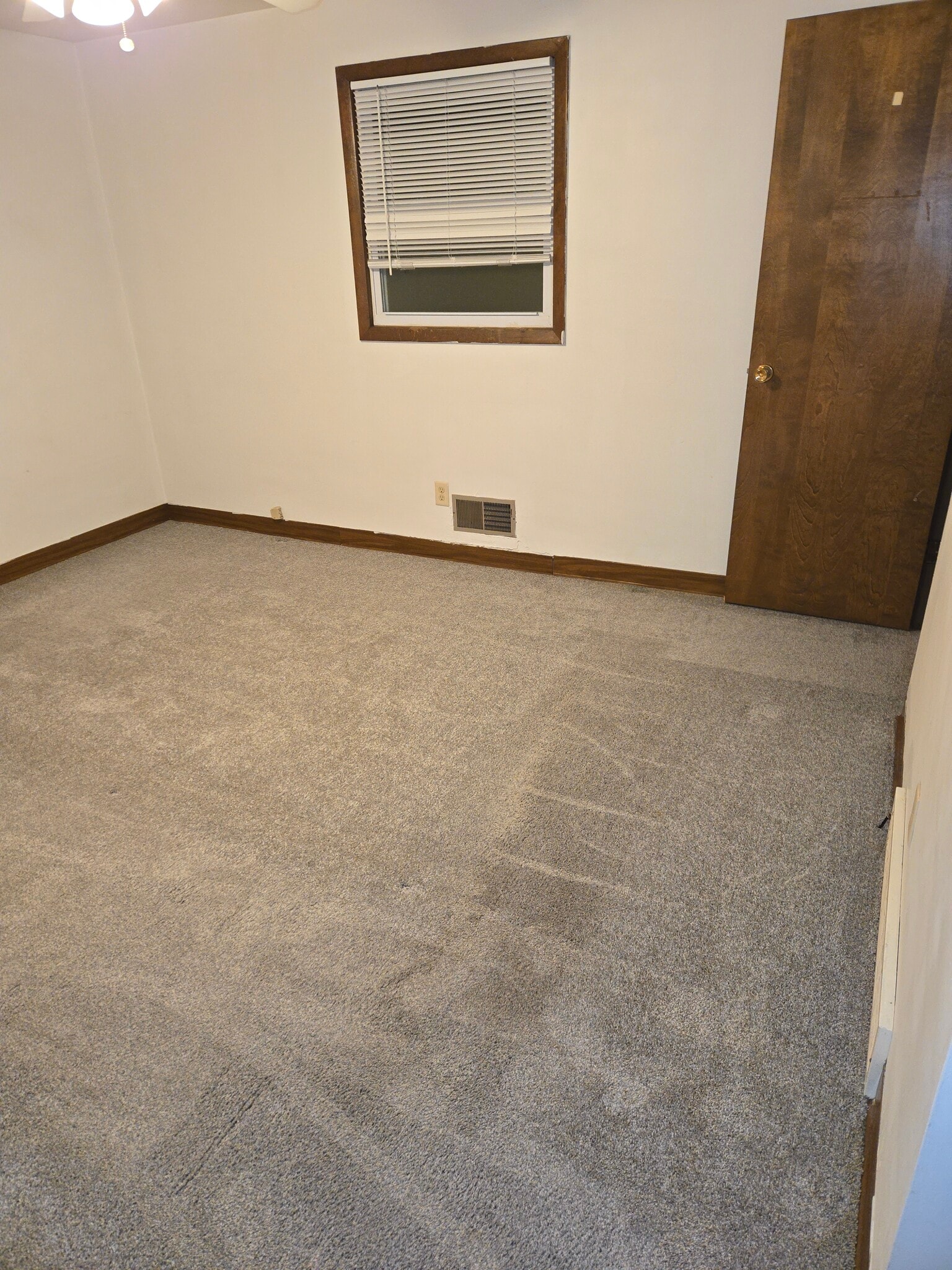 2nd bedroom - 231 Coolidge St