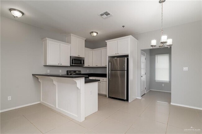 Building Photo - 2307 Taxco Ct