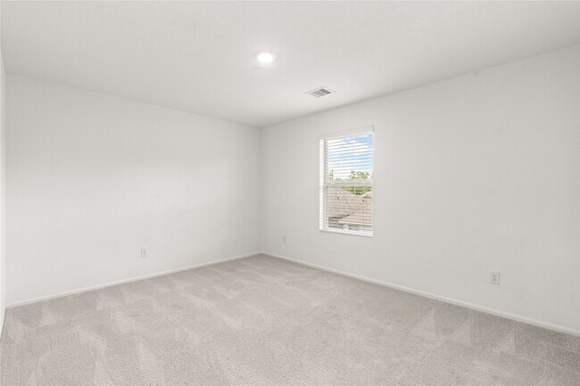 Building Photo - 1938 Foxtail Crk Ct
