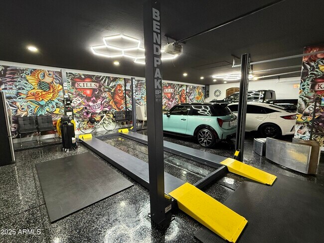 Building Photo - 3452 E Jaeger Cir