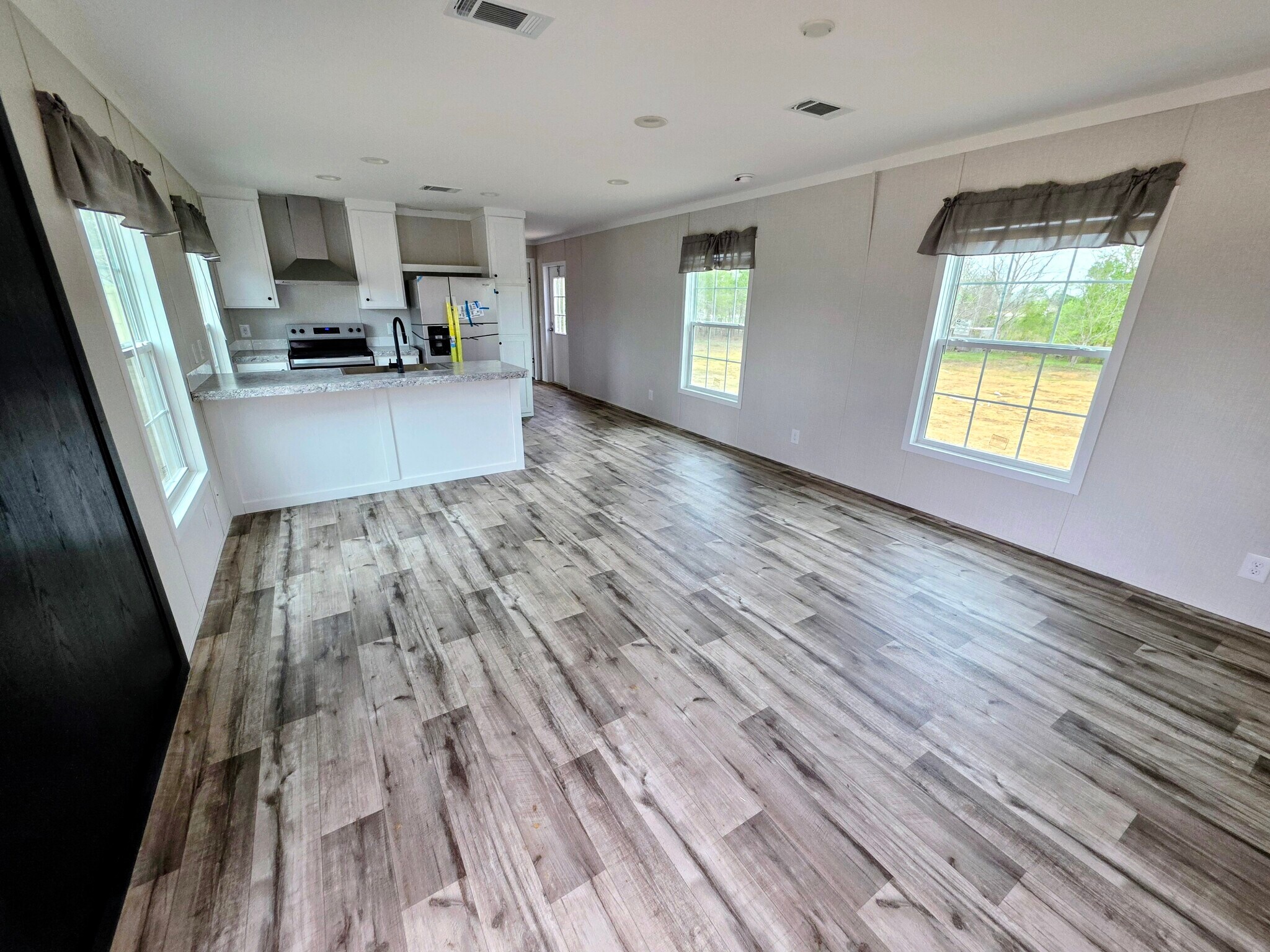 Building Photo - 401 Coogan Williams Rd