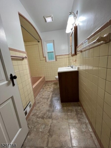 Building Photo - 183 Liberty Rd