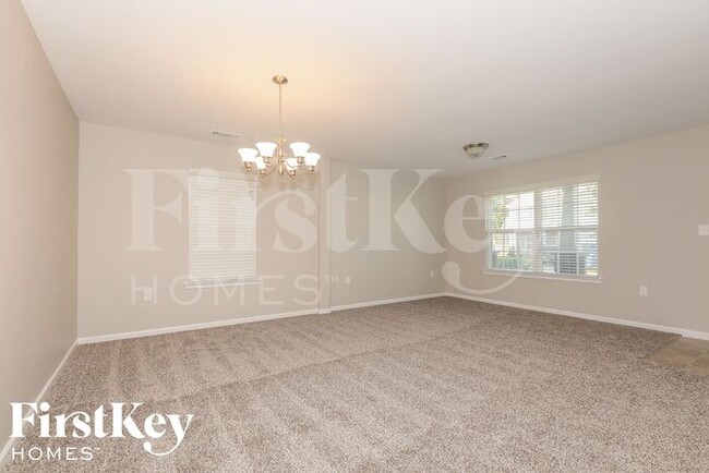 Building Photo - 408 Lind Point Ln