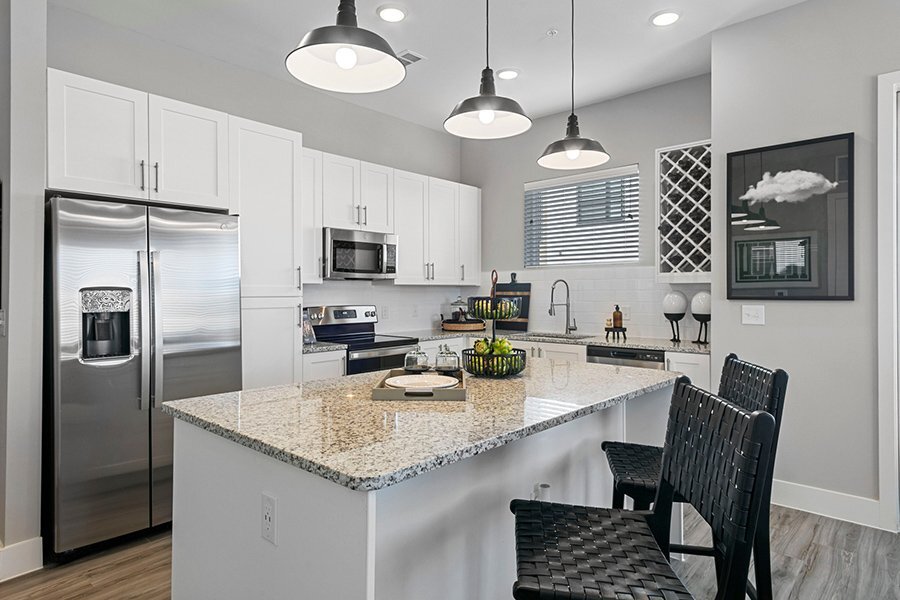 Building Photo - 8200 Glenn Day Dr