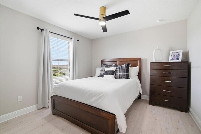 Building Photo - 6396 Roadstead Ct