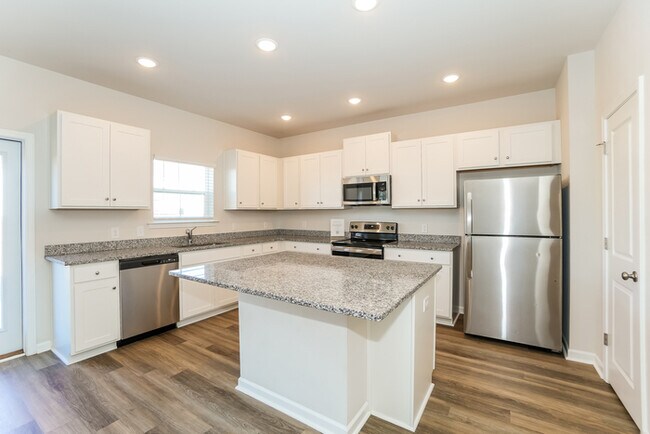 Building Photo - Beautiful 4-Bedroom in Cane Bay