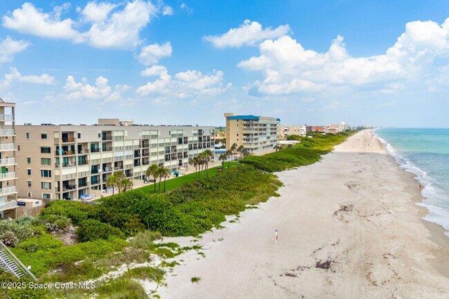Building Photo - Indialantic Oceanfront Escape Awaits!