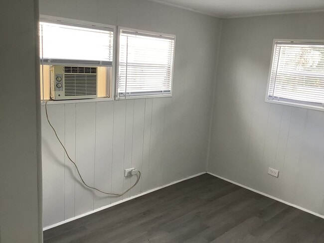 Building Photo - Two Bedroom One Bath Manufactured Home