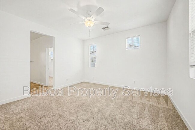 Building Photo - 5532 S Dillon Cir