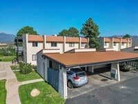 Building Photo - 1058 Fontmore Rd