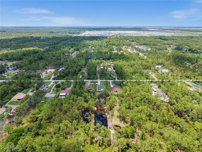 Building Photo - 3990 27th Ave NE