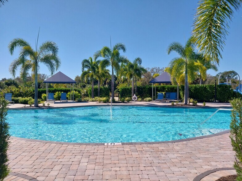 Building Photo - 5531 Native Henna Ct