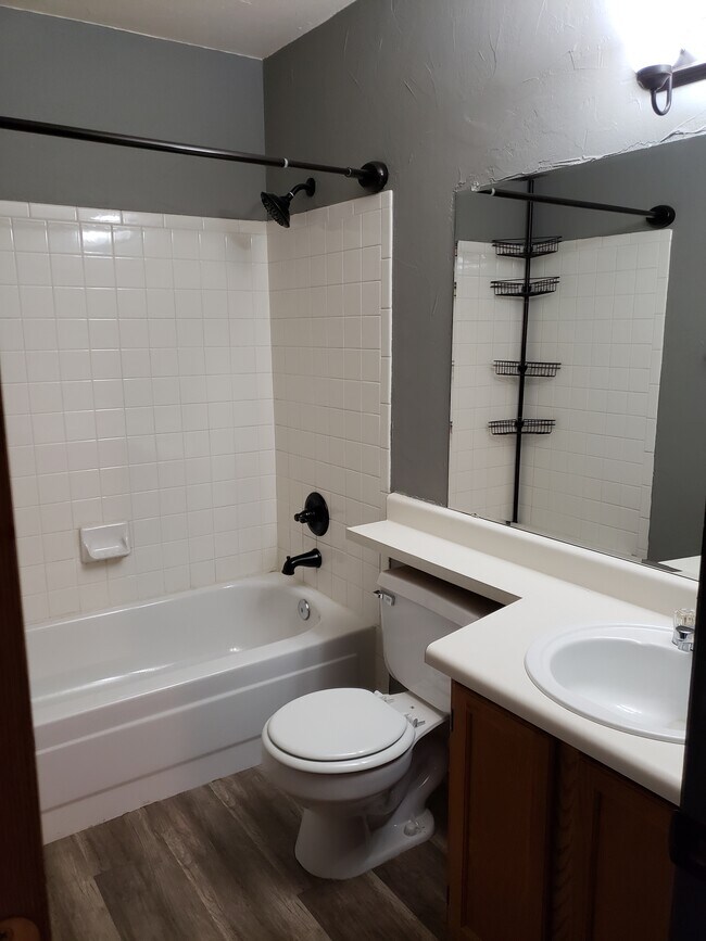 Building Photo - 5745 W Atlantic Pl