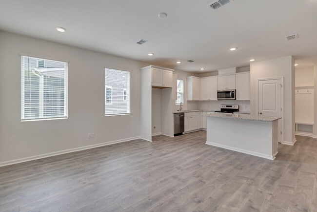 Building Photo - 133 Congo Ct