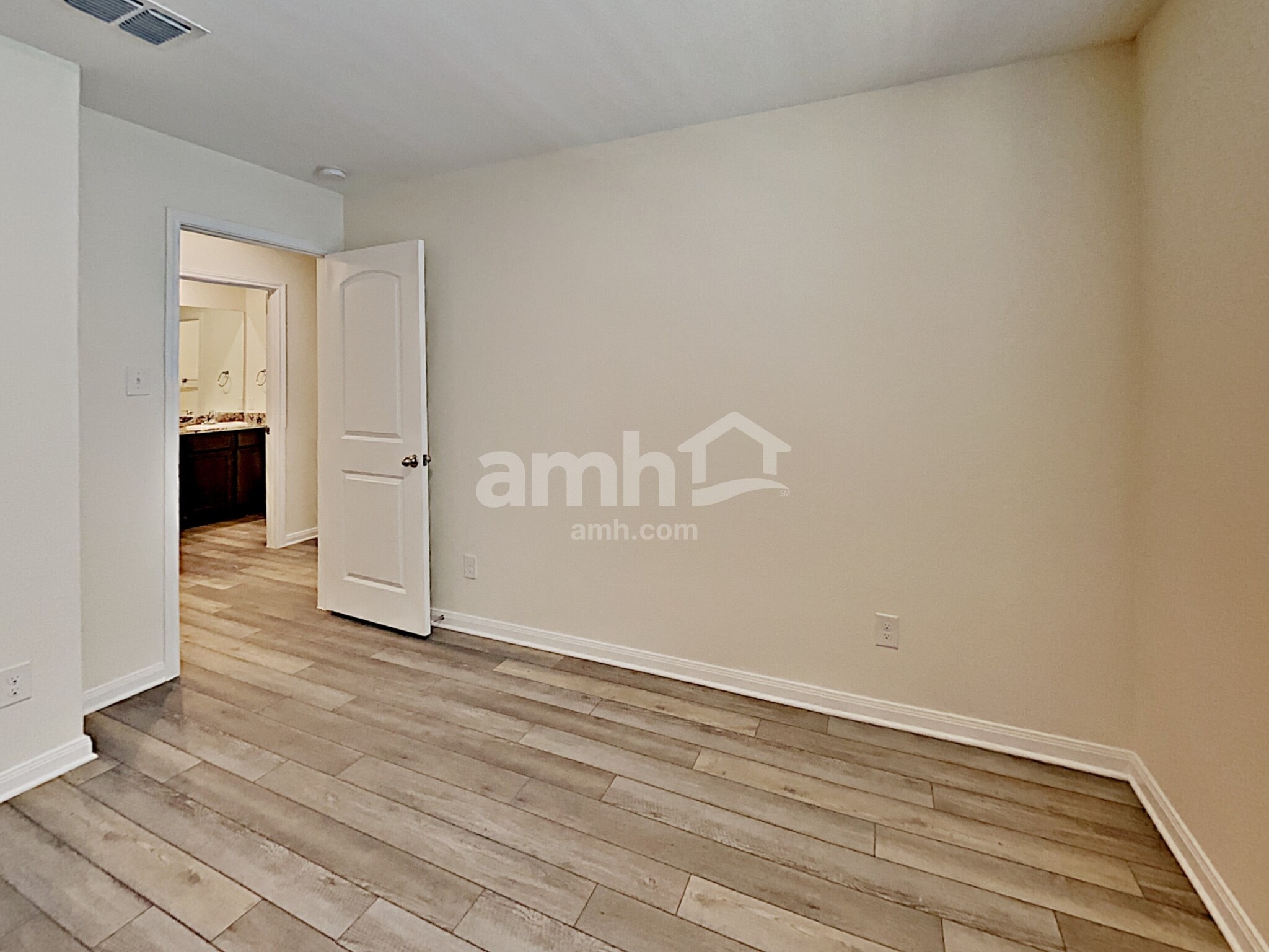 Building Photo - 7906 Cactus Plum Dr
