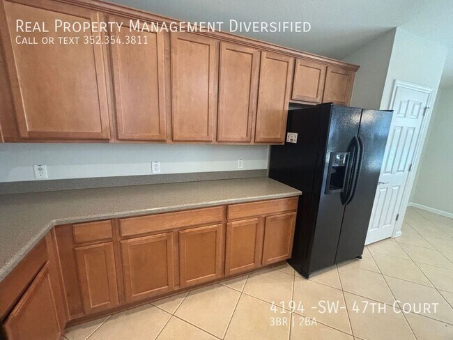 Building Photo - 4194 SW 47th Ct