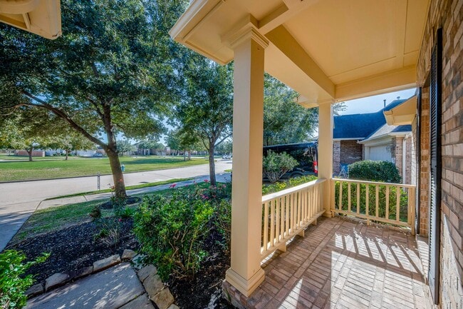 Building Photo - 8010 Durham Run Ln