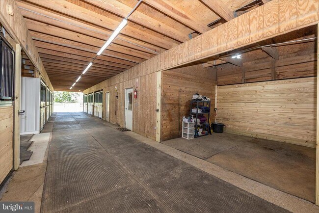 Building Photo - 10224 Bessie Clemson Rd