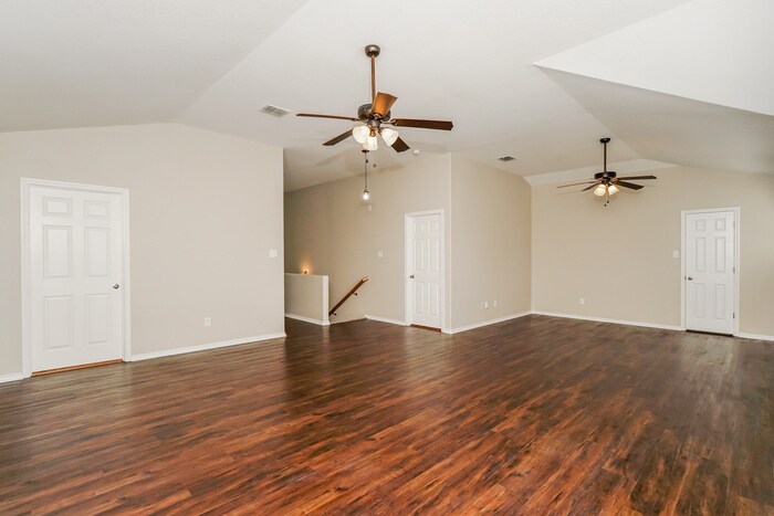 Building Photo - 3103 Thunder Gulch