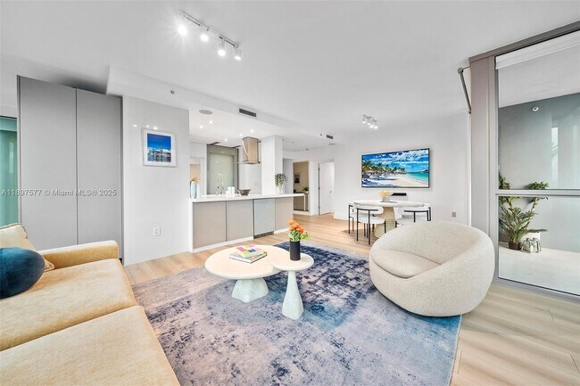 Building Photo - 101 20th St