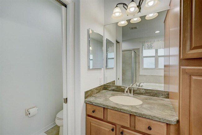 Building Photo - 5431 Napa Dr