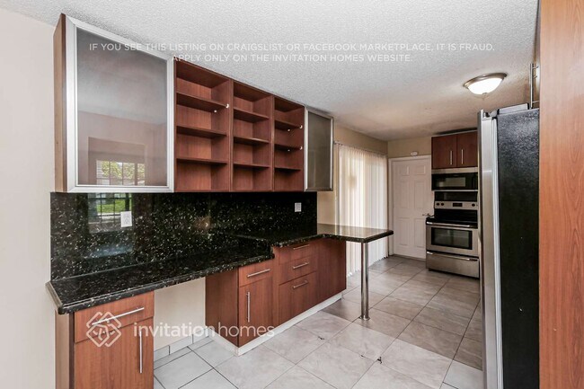 Building Photo - 5131 SW 101st Terrace