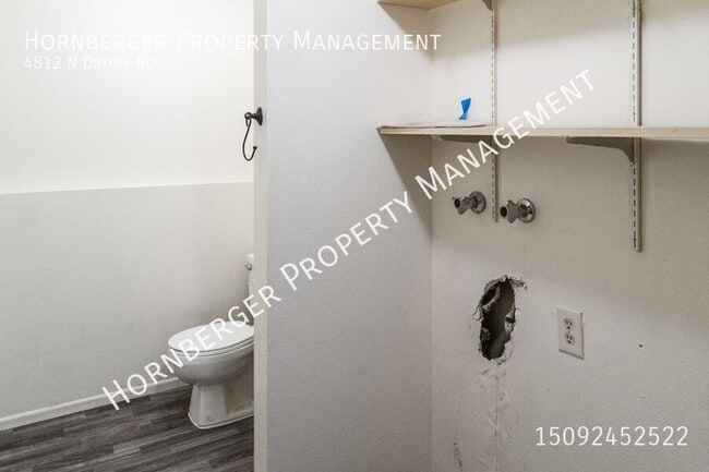 Building Photo - 4812 N Drury Rd