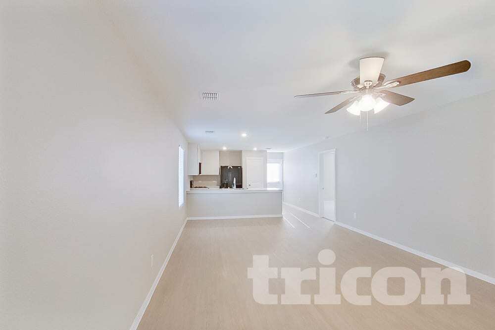 Building Photo - 911 Ponderosa Ln